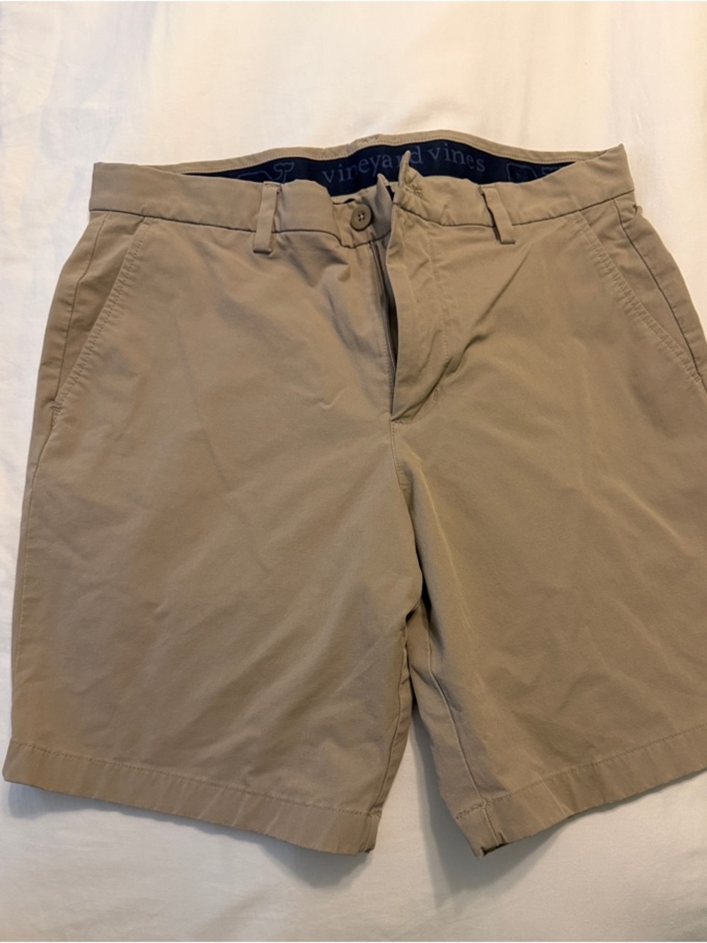 Vineyard Vines Men's Khaki Flat Front Shorts